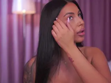 Bongacams Best Webcam of AishaaDevoe