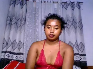 Bongacams Free Porn Cam of Pauliemarie