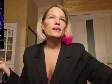 Bongacams Live Sex Cam of sweeteve050