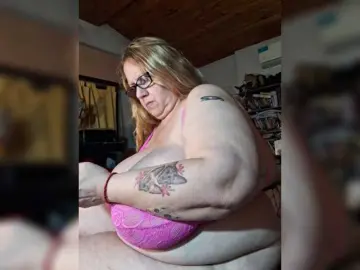 Bongacams Free Porn Cam of Leoncarpita