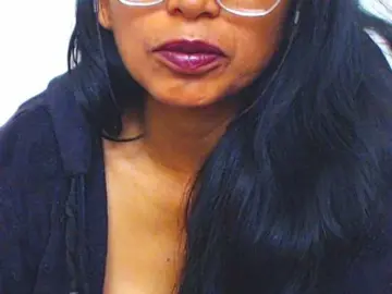 Bongacams Watch Live Sex Cams of HOTTTSKIN