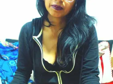 Bongacams Watch Live Sex Cams of HOTTTSKIN