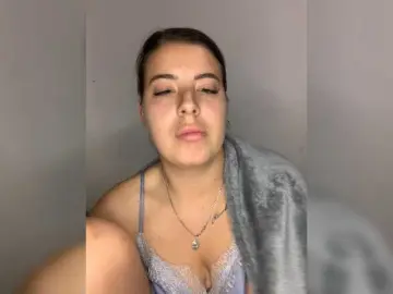 Bongacams Free Live Porn of MiraCastellon