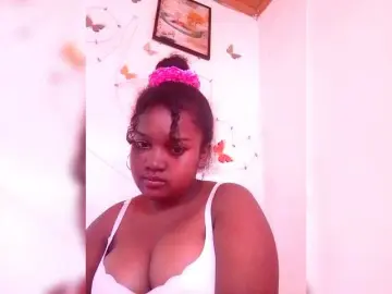 Bongacams Live Porn of Ezrahsexy