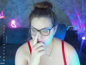 Bongacams Watch Live Sex Cams of LuxSopphia