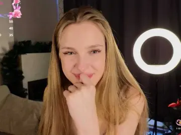 Bongacams Adult Video Chat of CrimsonAura