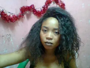 Bongacams Live Sex Cam of Estelahh