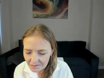 Bongacams Adult Video Chat of Angelina-Relax