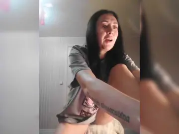 Bongacams Live Sex of KarolinaMilf