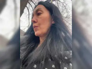 Bongacams Watch Live Sex Cams of KarolinaMilf