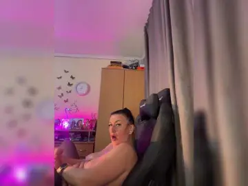 Bongacams Adult Video Chat of Hotangel75