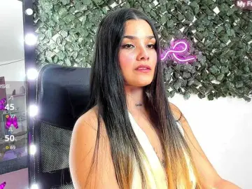 Bongacams Watch Live Sex Cams of DestinyHills