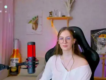 Bongacams Live Sex Cam of -Lovely
