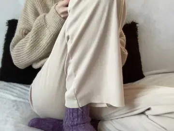 Bongacams Watch Live Sex Cams of BestyBoobs