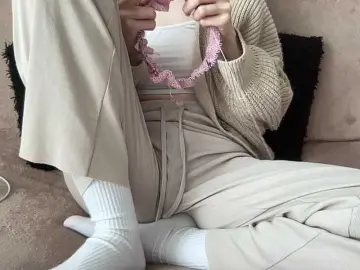 Bongacams Adult Webcams of BestyBoobs