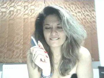 Bongacams Live Sex Cam of lionessmom