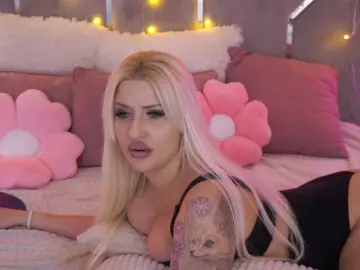 Bongacams Watch Live Sex Cams of GraceHotDavies