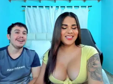 Bongacams Nude Webcam of sweet-couple-latin