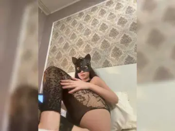 Bongacams Watch Live Sex Cams of SweetieSlut