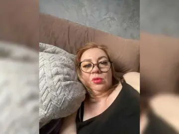 Bongacams Live Sex Cam of Hikoll-