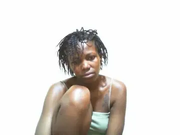 Bongacams Live Sex of Petitebunni