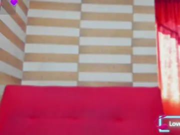Bongacams Watch Live Sex Cams of CandyBrowm