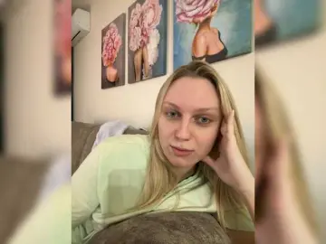 Bongacams Watch Live Sex Cams of HotWillow