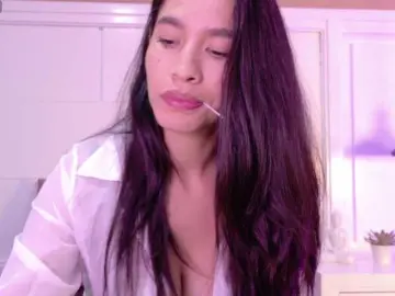 Bongacams Free Porn Cam of JuliaVega