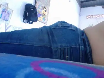 Bongacams Adult Video Chat of maturehornykinky