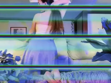 Bongacams Sex Cam of KiraRustle