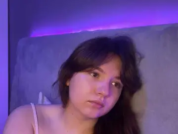 Bongacams Sex Cam of -FoxAlisa-