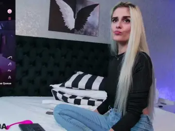 Bongacams Watch Live Sex Cams of SelenaDaze