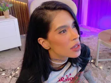 Bongacams Watch Live Sex Cams of EmmaaFoster