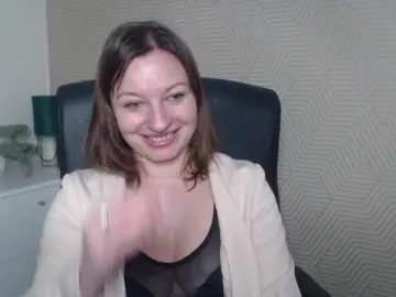 Bongacams Live Sex Cam of angelaLove13