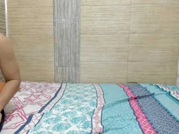 Bongacams Nude Webcam of sexxlovexx