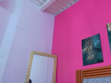 Bongacams Adult Video Chat of littleeemiily