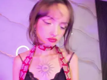 Bongacams Live Sex Cam of MaddieStark