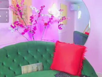 Bongacams Live Sex Cam of SCARLETTE04