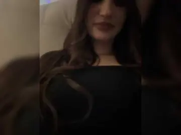 Bongacams Best live sex cam show of Alliina-leee