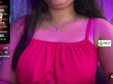 Bongacams Nude Webcam of QuestQueen