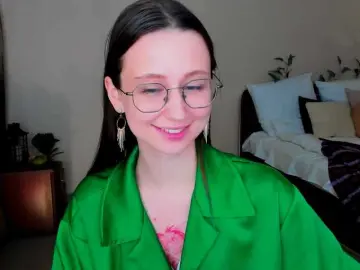 Bongacams Watch Live Sex Cams of YourLovellyStory