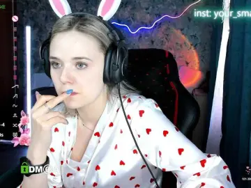 Bongacams Nude Webcam of your-small-bunny