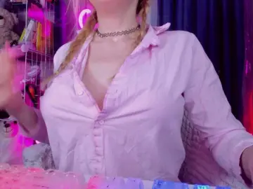 Bongacams Nude Webcam of ElinaOcean