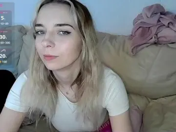 Bongacams Private Sex Chat of Almondmilka