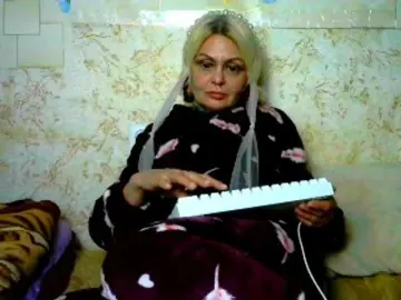 Bongacams Adult Video Chat of GardenerofIllusions