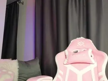 Bongacams Live Sex Cam of Eva--queen