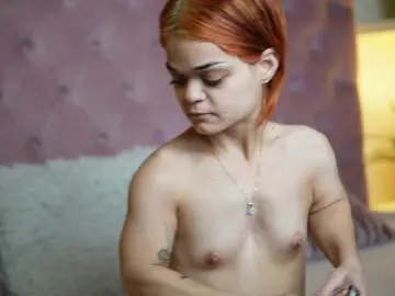 Bongacams Best Webcam of MaiaMini