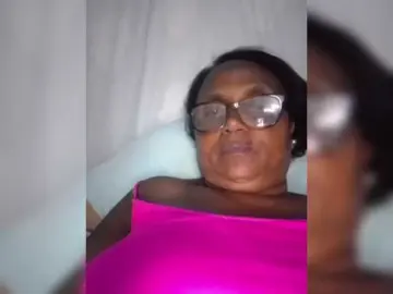 Bongacams Adult Video Chat of hotmomsexy