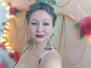LADYQUEEN520