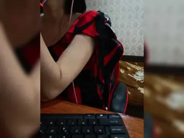 Bongacams Nude Webcam of Olik-Pisa